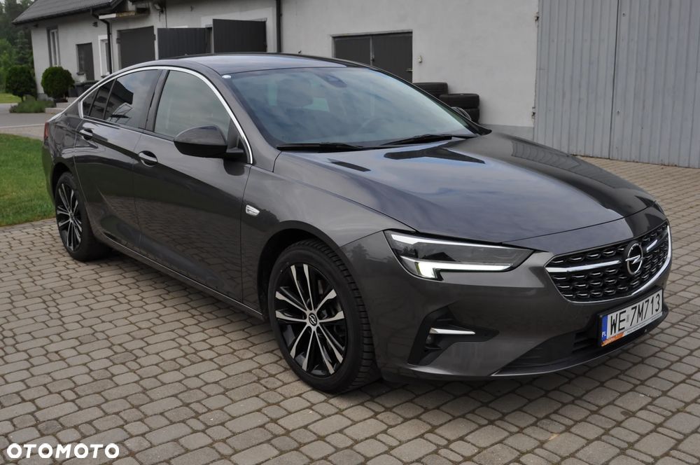 Opel Insignia 2.0 CDTI Ultimate S&S - 2