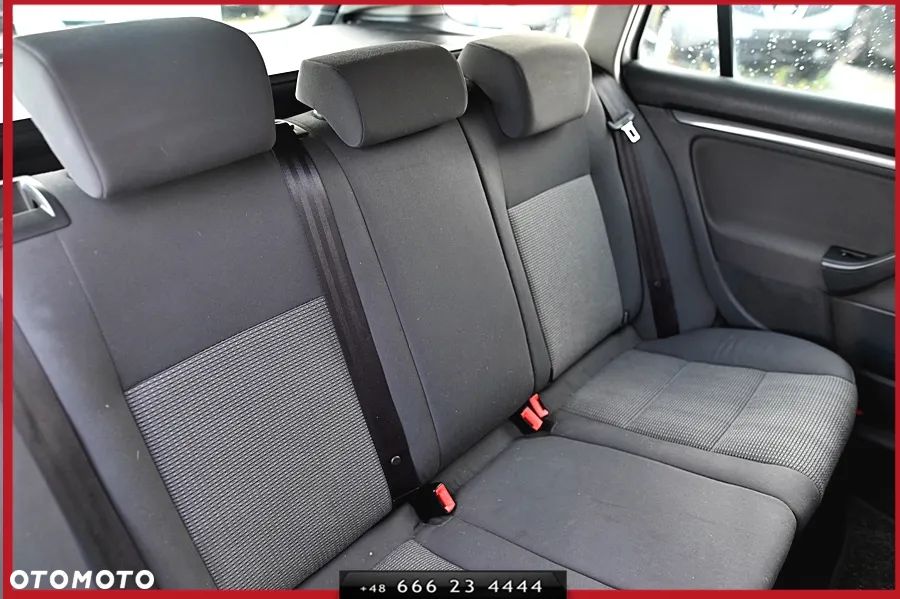 Volkswagen Golf 1.9 TDI DPF Comfortline - 18