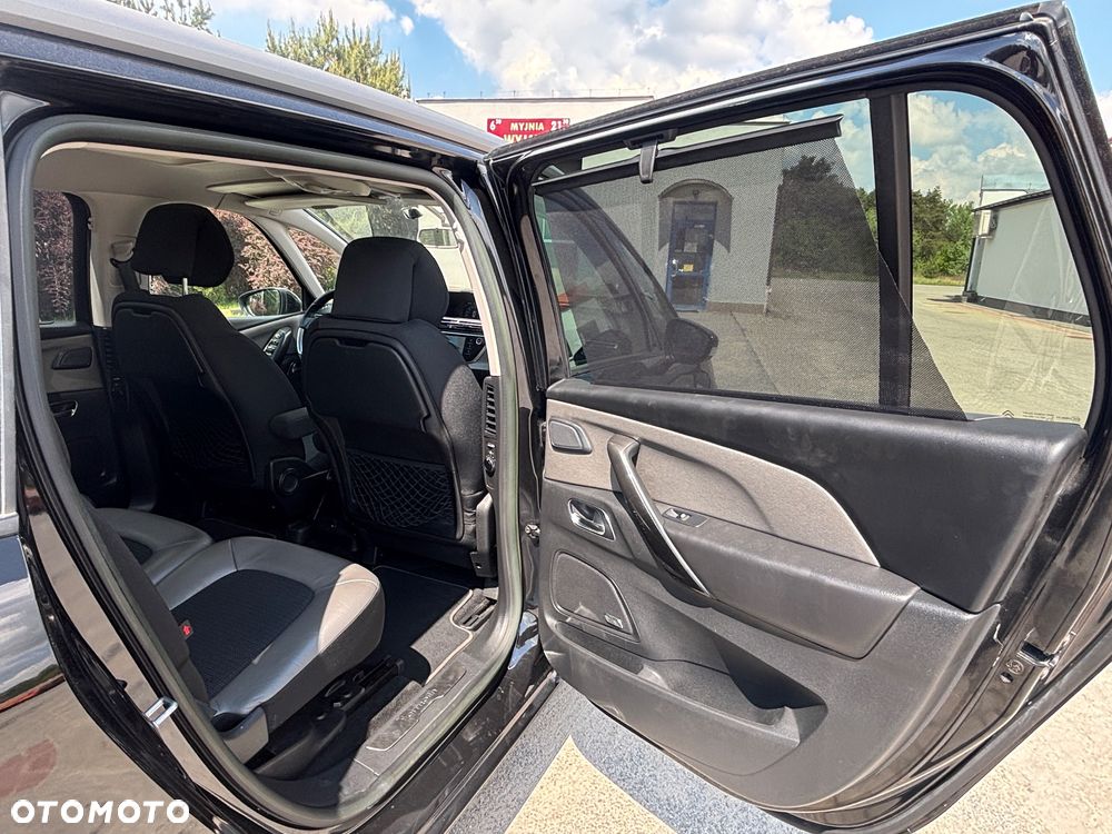 Citroën C4 Grand Picasso - 35