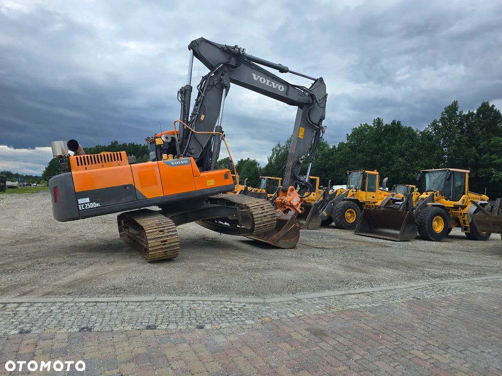 Volvo EC250DNL - 19