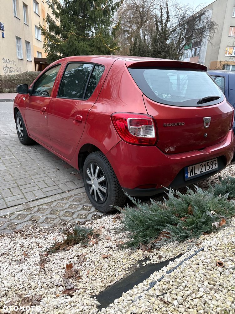 Dacia Sandero 1.2 16V 75 Celebration - 4