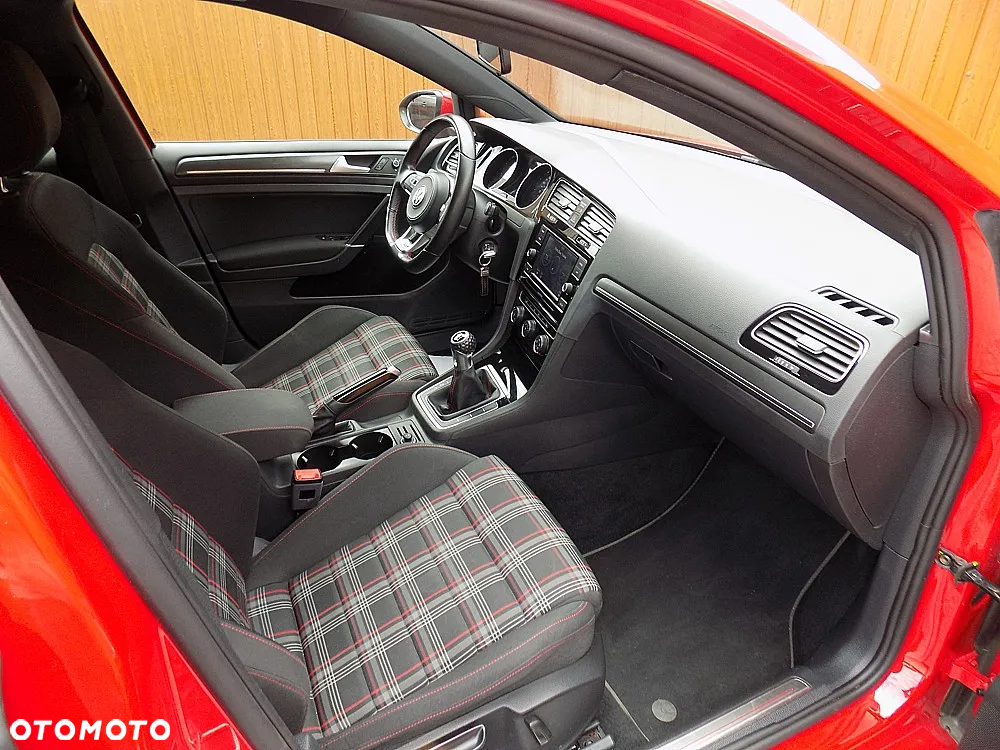 Volkswagen Golf 2.0 TSI OPF GTI - 8