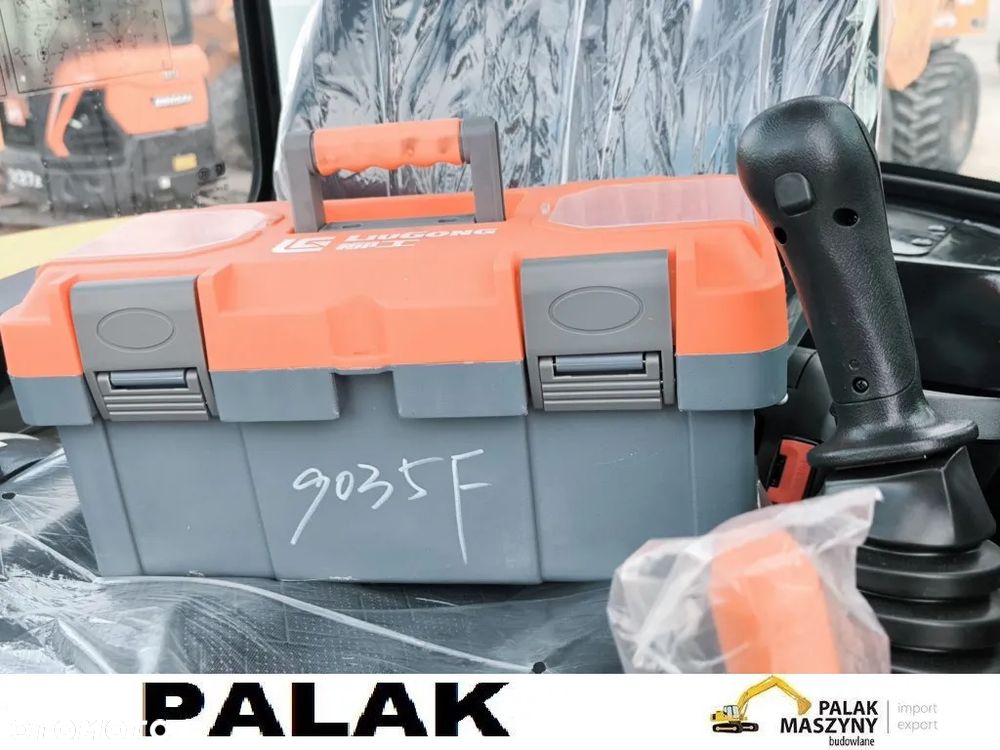 Liu Gong Mini koparka LIU GONG  9035 FZTS  ,NOWA ,  2026 rok nie mylić   JCB - 18