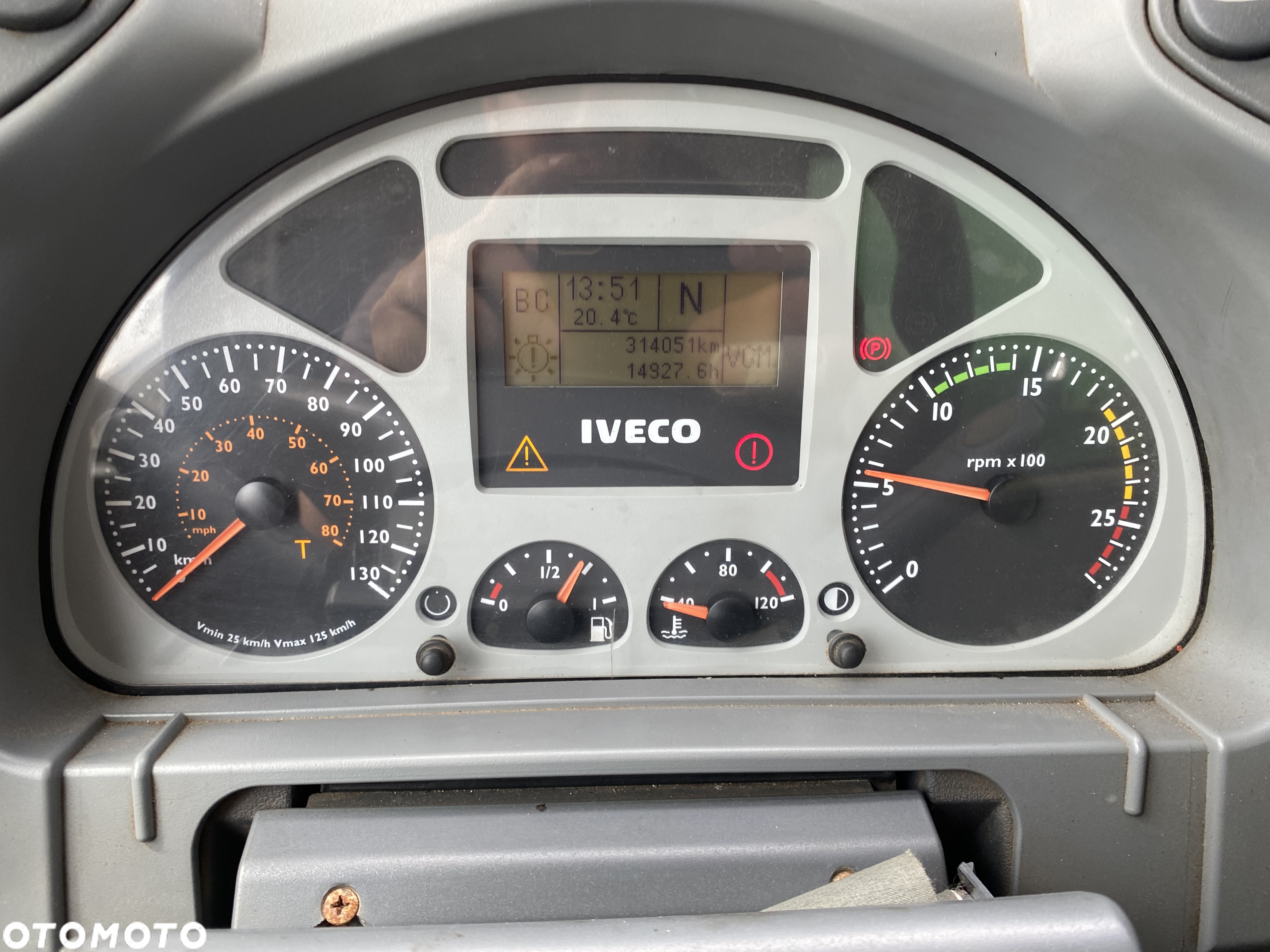 Iveco TRAKKER - 21