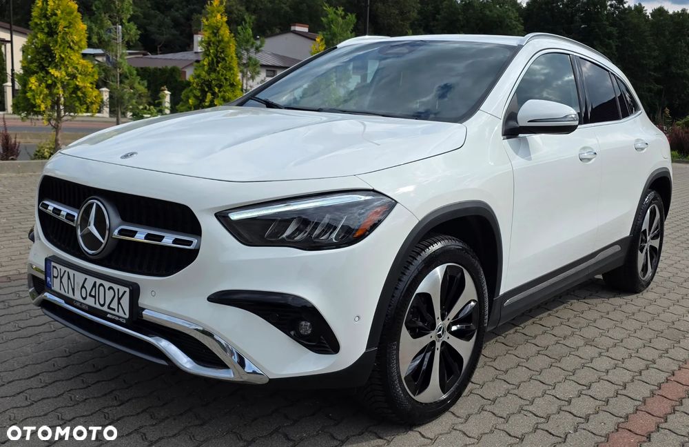 Mercedes-Benz GLA 250 4Matic 8G-DCT Special Edition - 2
