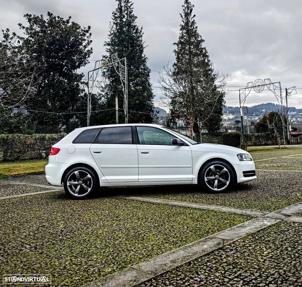 Audi A3 Sportback 1.6 TDI S tronic sport - 25