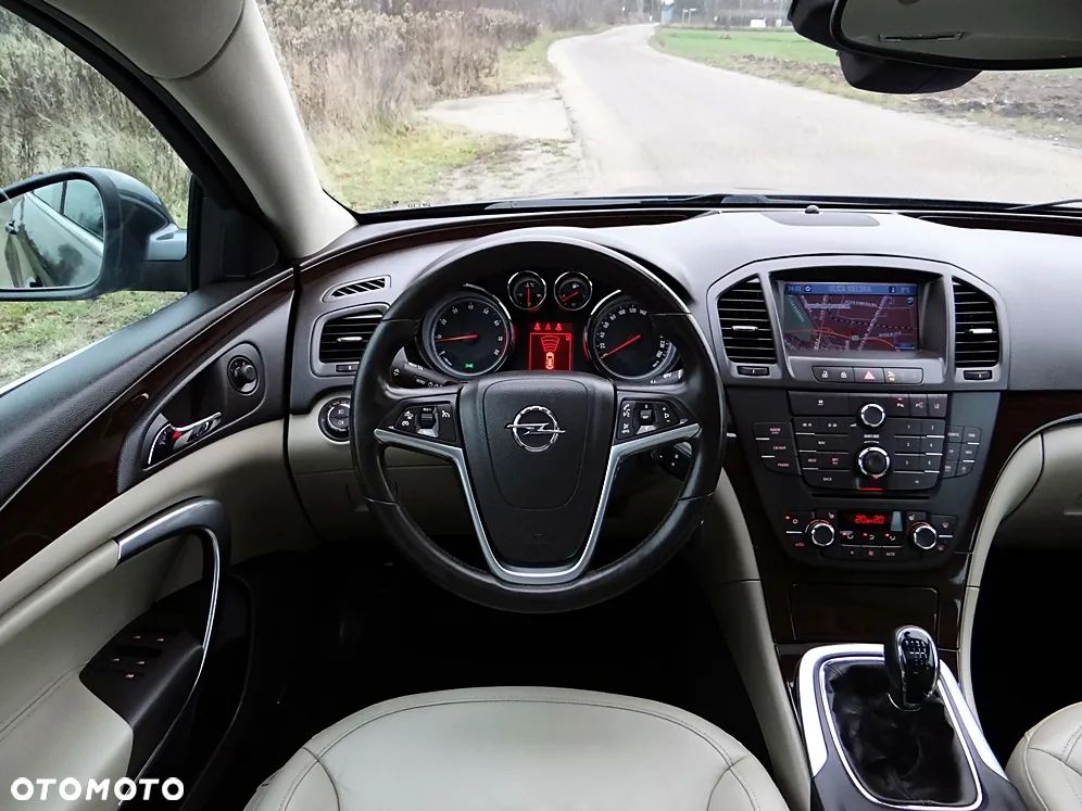 Opel Insignia 2.0 Turbo Cosmo - 27