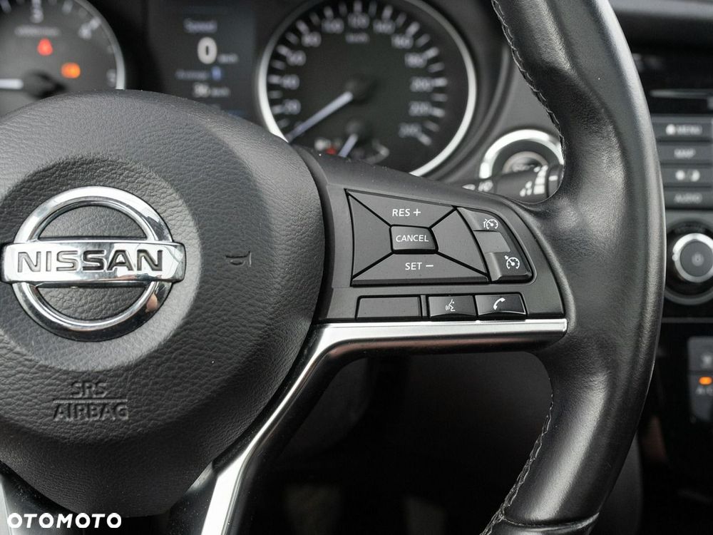 Nissan Qashqai 1.5 dCi N-Connecta - 13