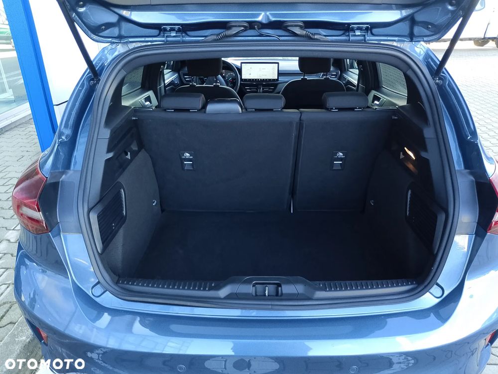 Ford Focus 1.0 EcoBoost Hybrid ST-LINE - 9