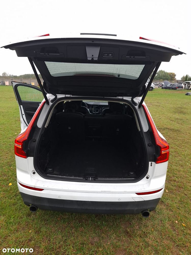 Volvo Xc60 2019 photo 5