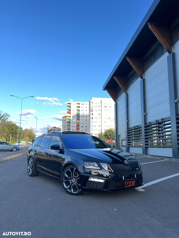 Skoda Octavia 2.0 TDI RS DSG - 2