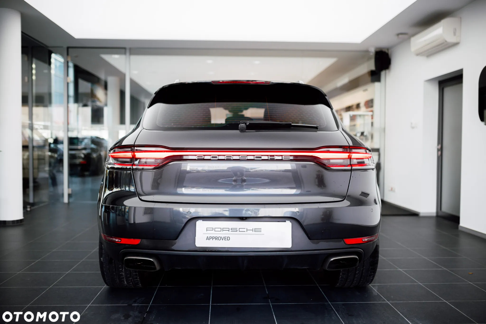 Porsche Macan Standard - 13