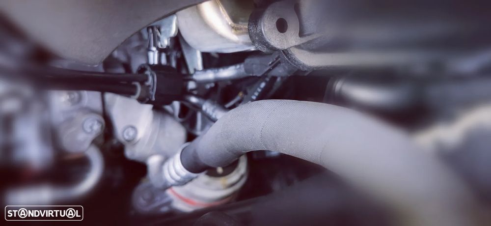 Mercedes-Benz E 250 BlueTEC 4Matic 7G-TRONIC Avantgarde - 48