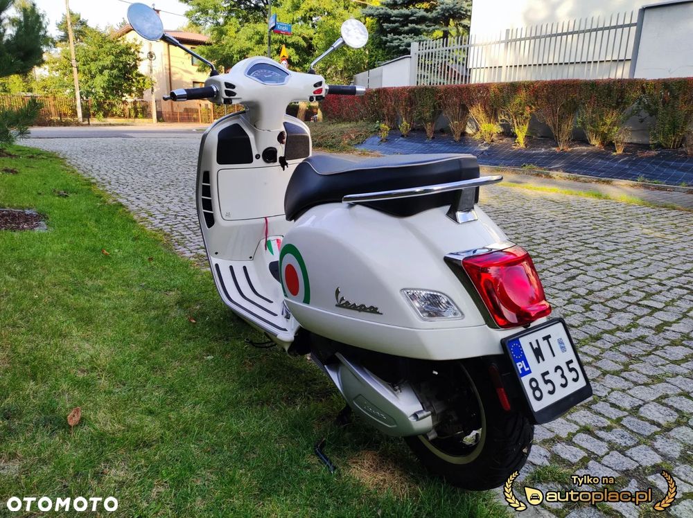 Vespa GTS - 8