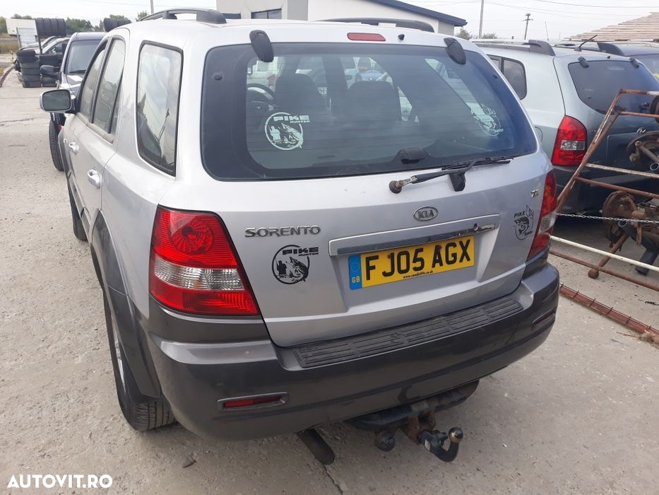 Dezmembrez kia sorento 2,5 crd 170 cp si 140 cp - 7