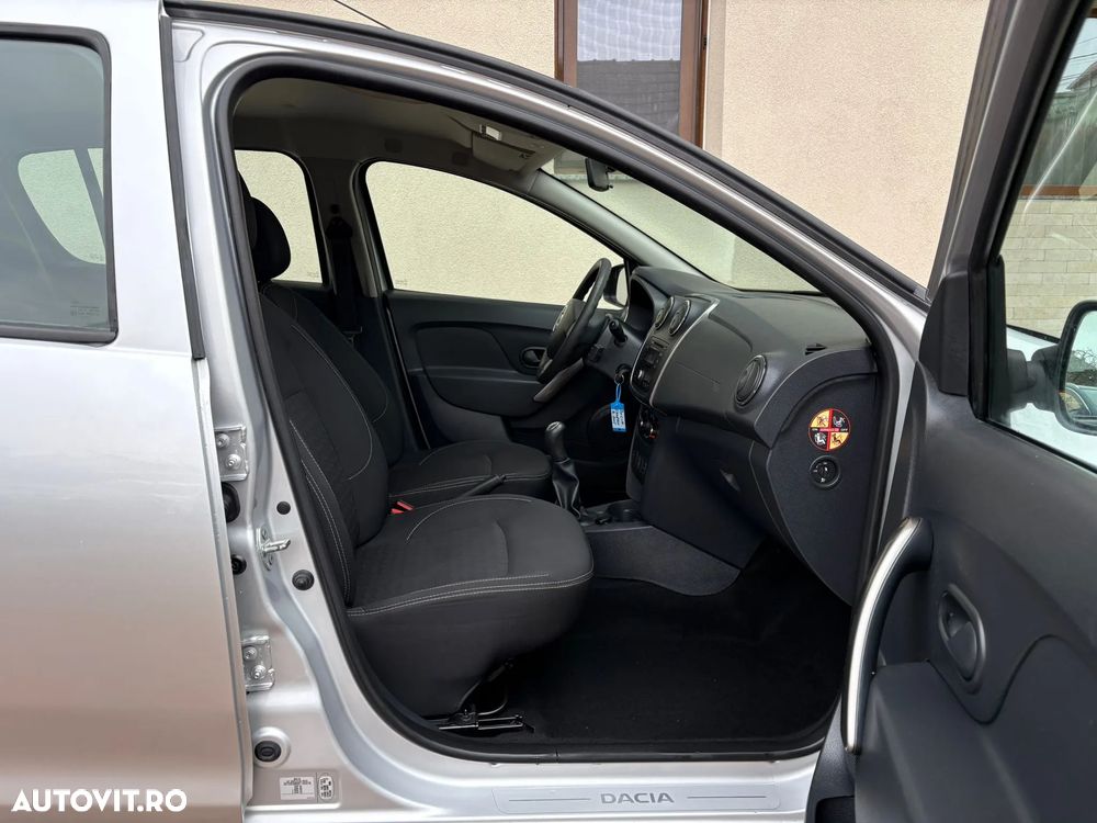 Dacia Sandero - 7