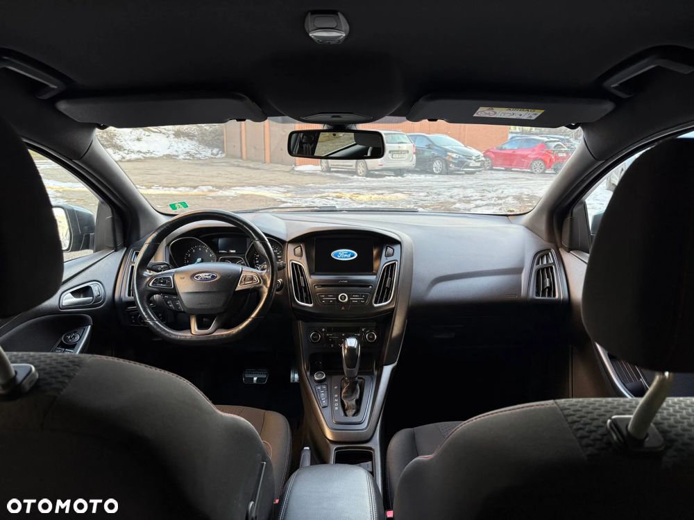 Ford Focus 1.5 EcoBoost Start-Stopp-System ST-LINE - 21