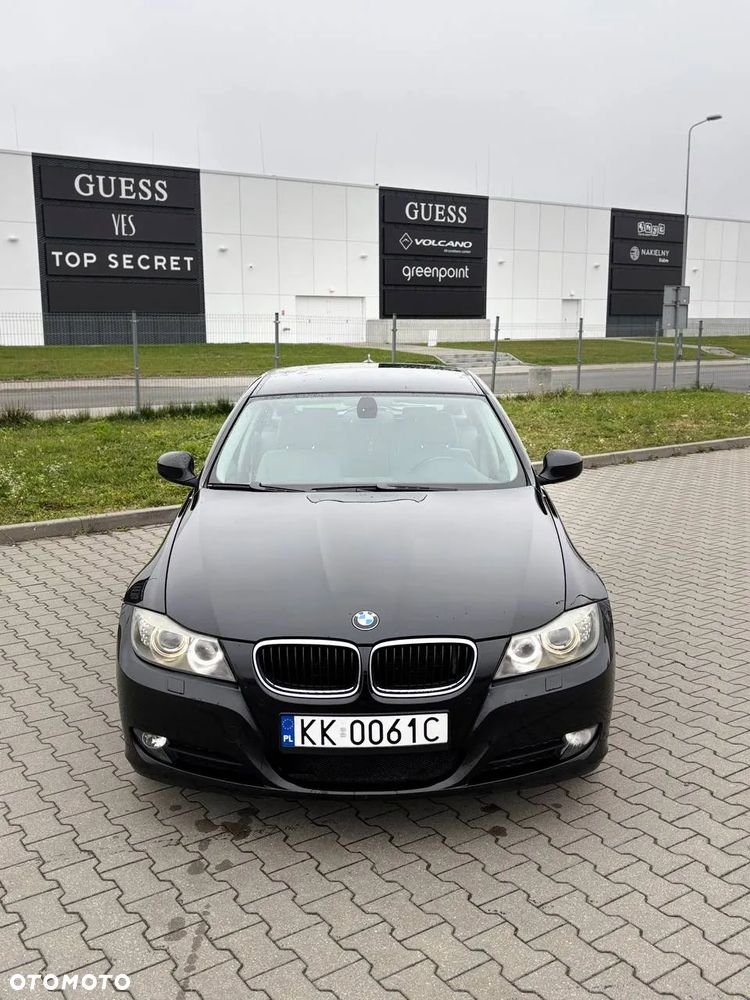 BMW Seria 3 318i - 12