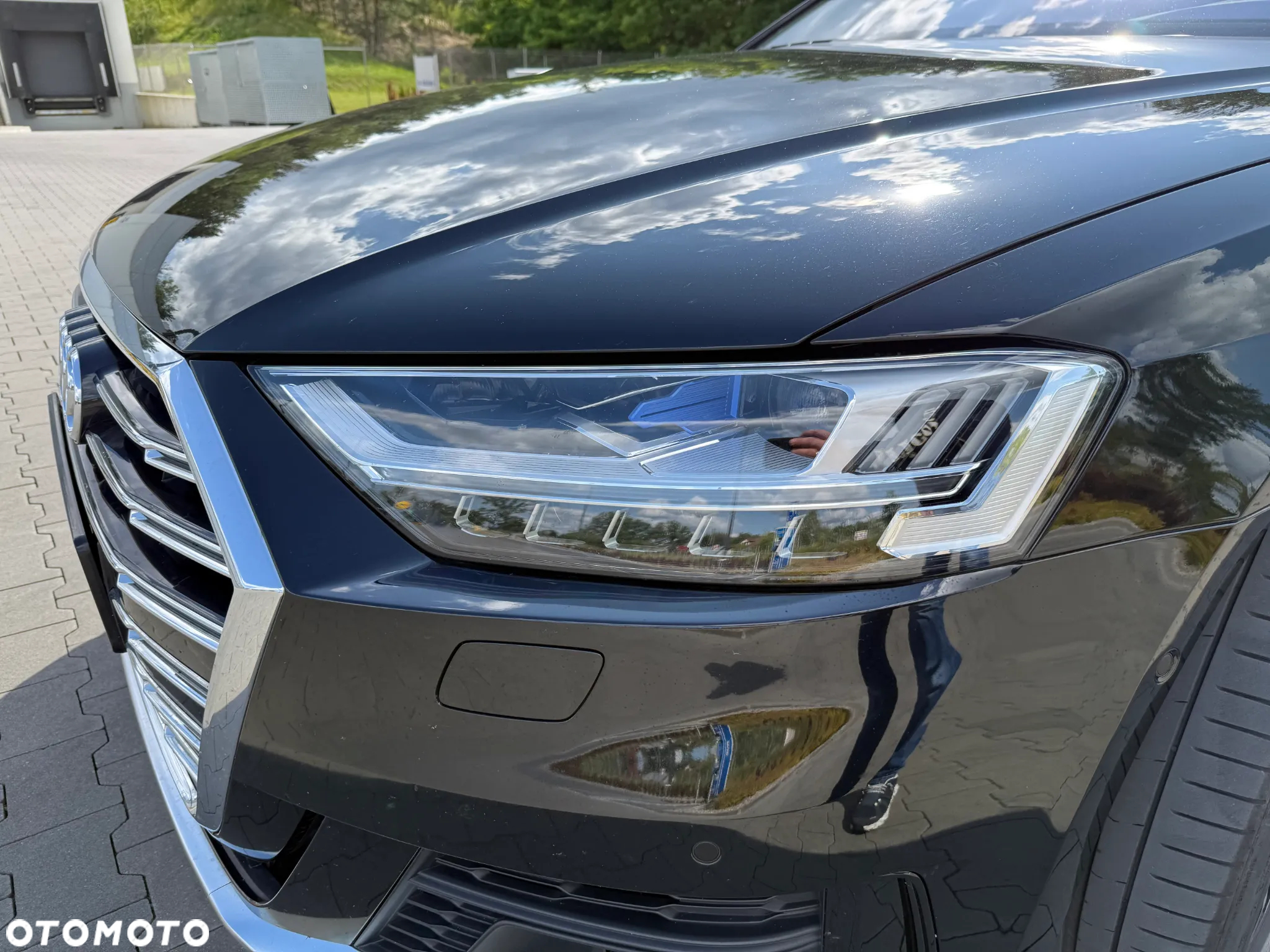 Audi A8 - 10