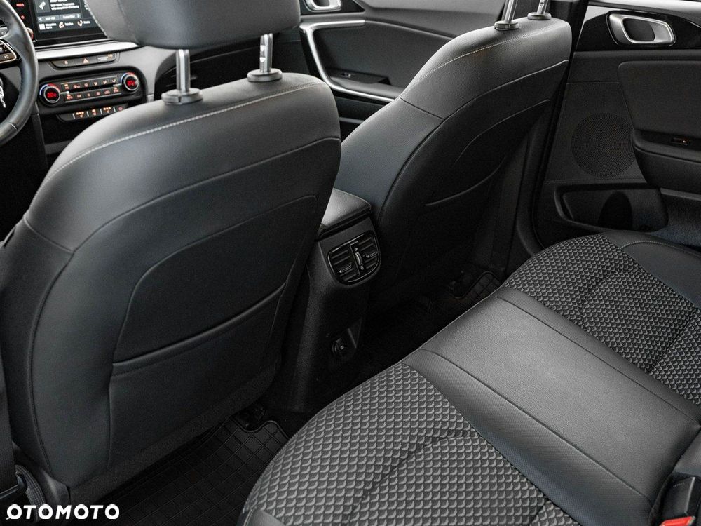 Kia Ceed 1.0 T-GDI L - 23