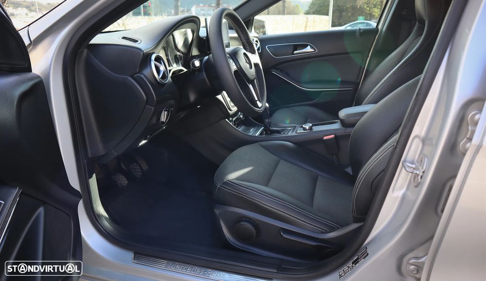 Mercedes-Benz A 180 CDI BlueEFFICIENCY - 12