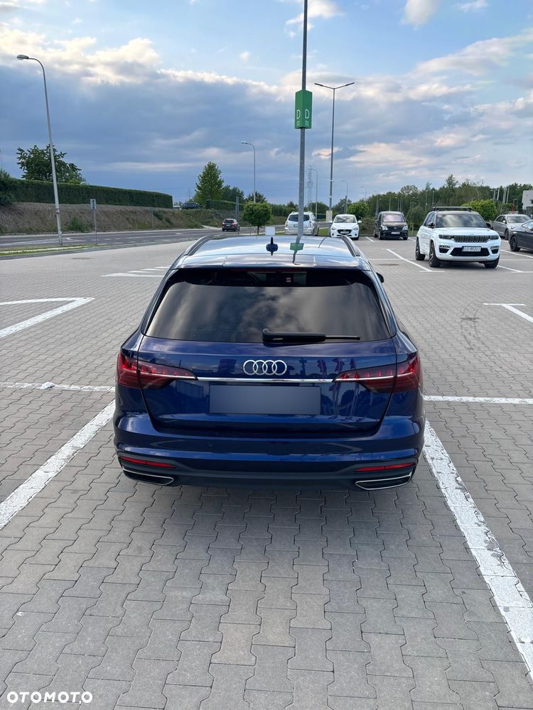 Audi A4 Avant - 25