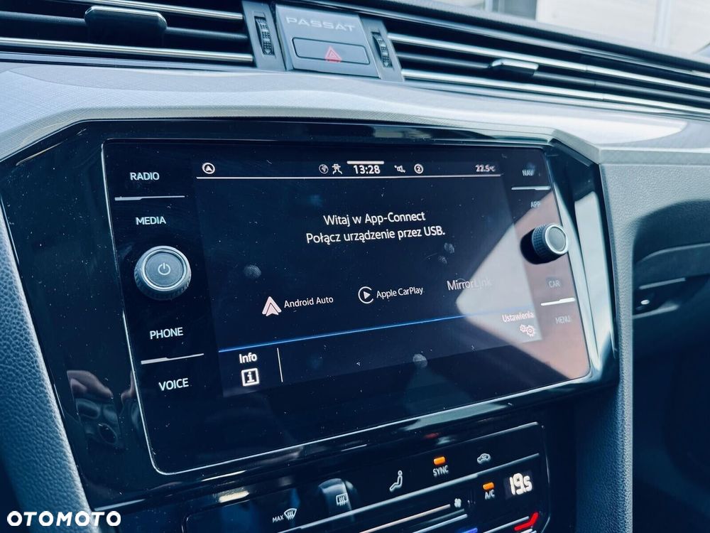 Volkswagen Passat 2022
