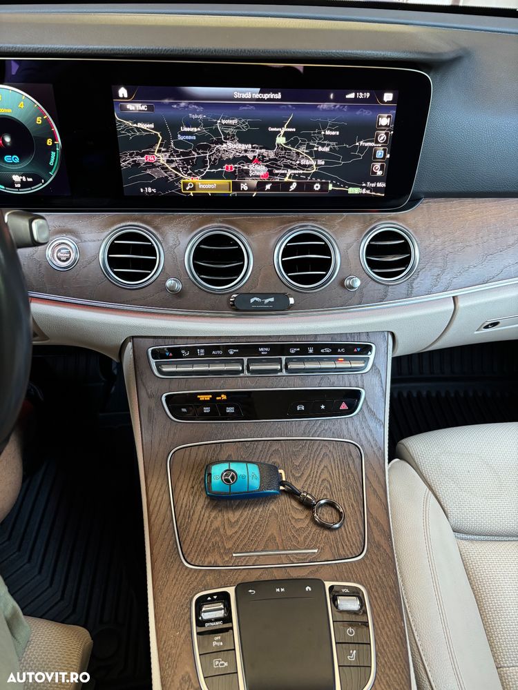 Mercedes-Benz E 300 de 9G-TRONIC Exclusive - 23