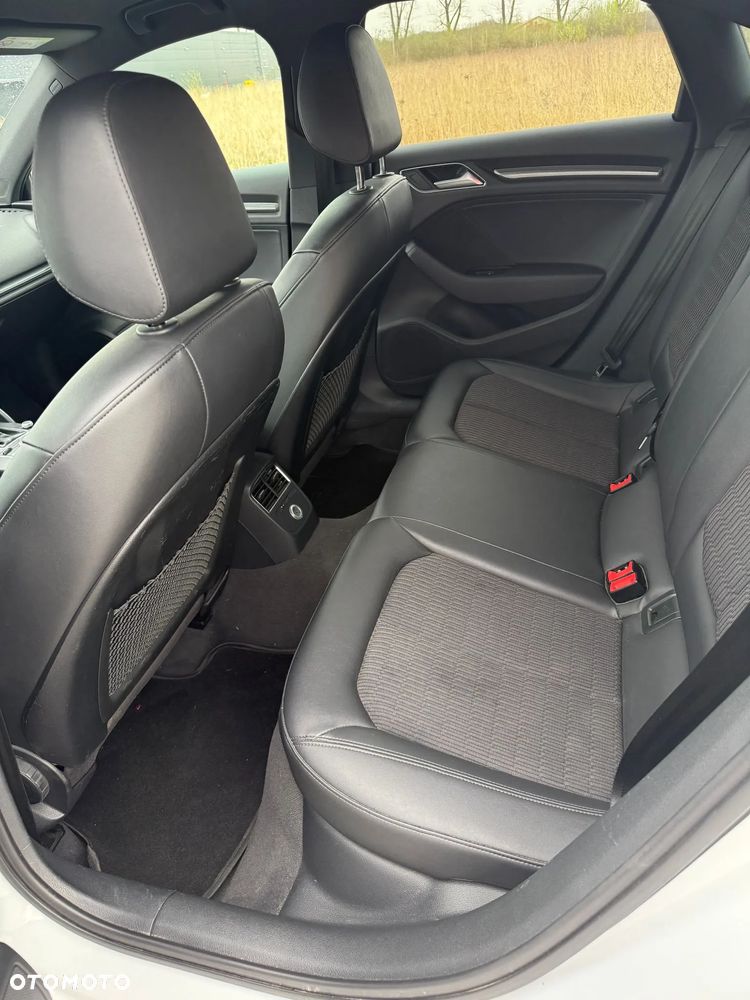 Audi A3 Limousine 1.6 TDI Sport S tronic - 11