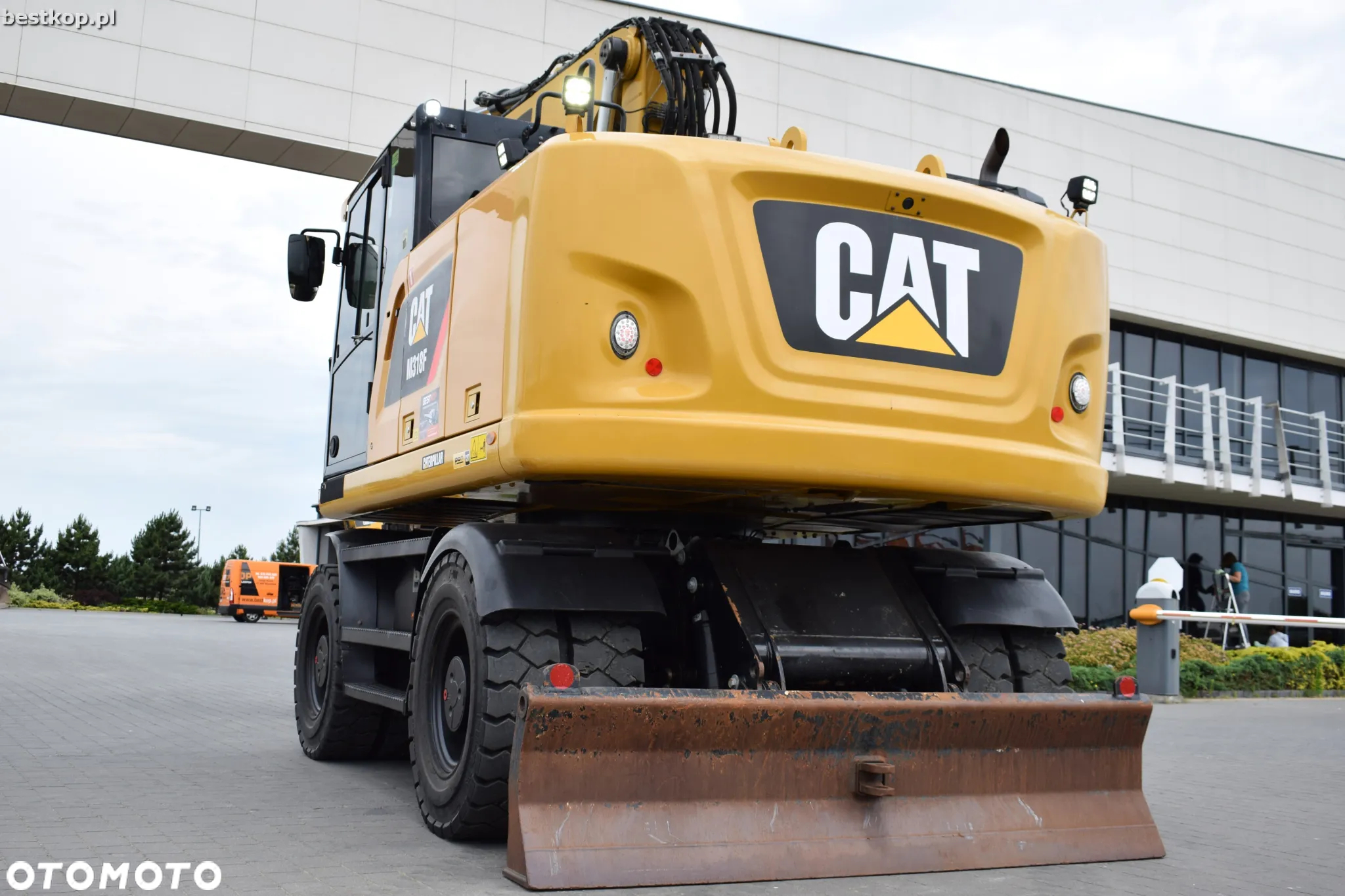 Caterpillar M318F CAT - 9