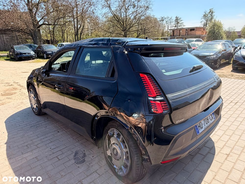 Renault 5 E-Tech Iconic Five 120 Urban Range - 10