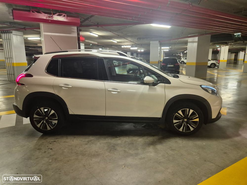 Peugeot 2008 1.6 BlueHDi Allure - 10