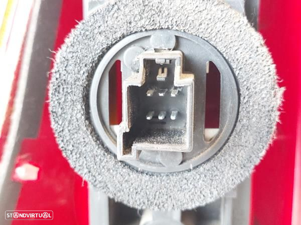 Farolim Dto Ford Focus Caixa/Combi (Dnw) - 3