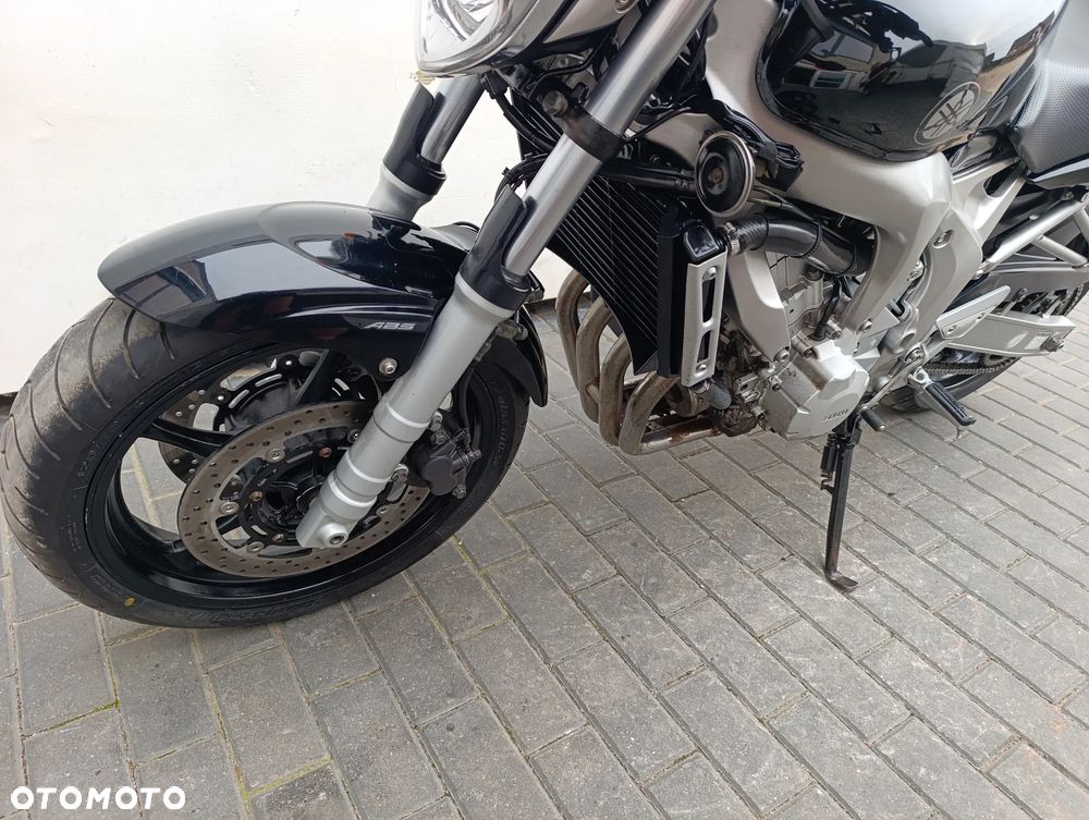 Yamaha FZ6 - 9