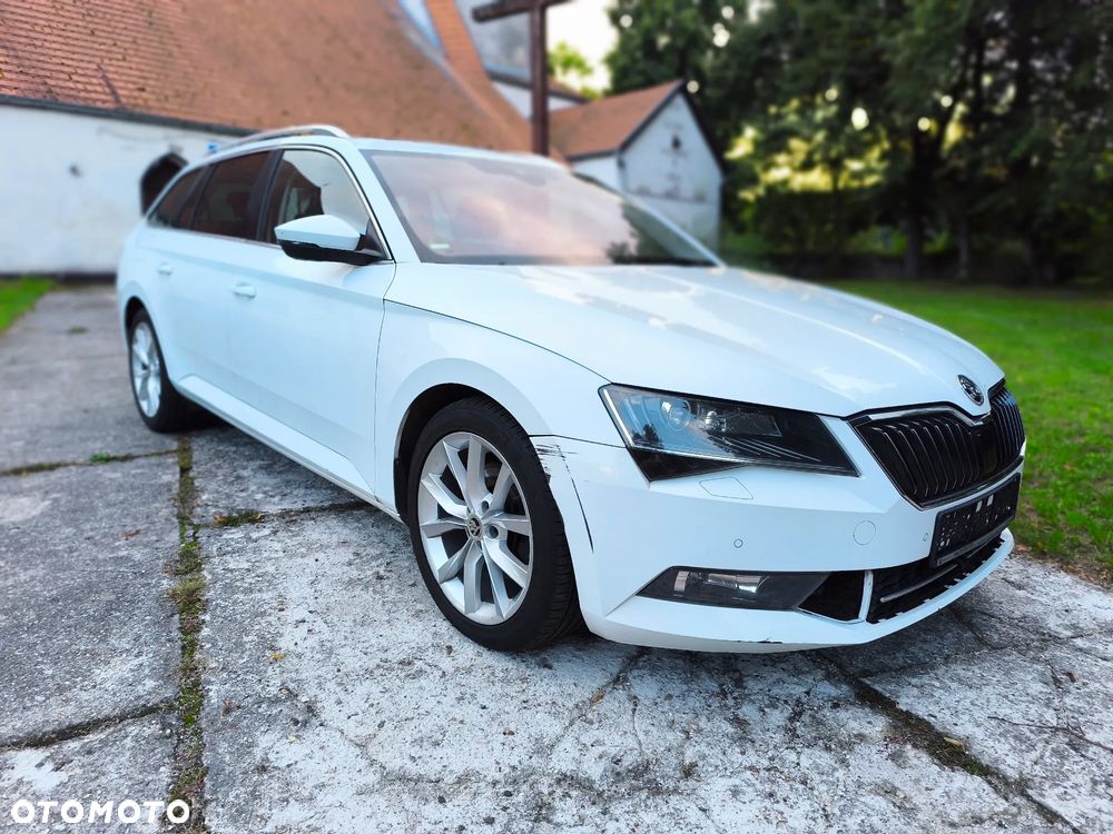 Skoda Superb 2.0 TDI L&K - 4