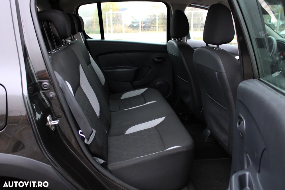 Dacia Sandero 0.9 TCe Prestige - 11