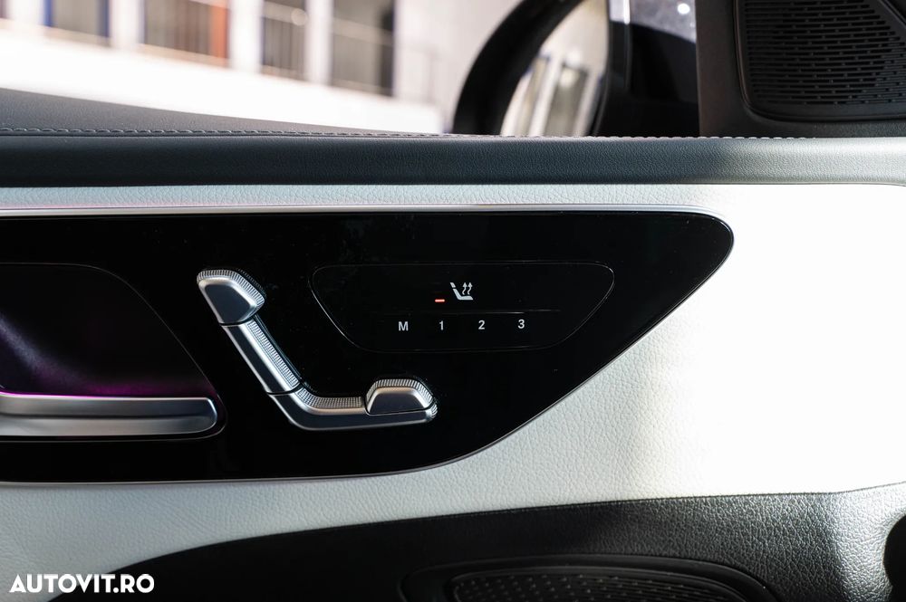 Mercedes-Benz C 300 e 9G-TRONIC AMG Line Advanced - 26