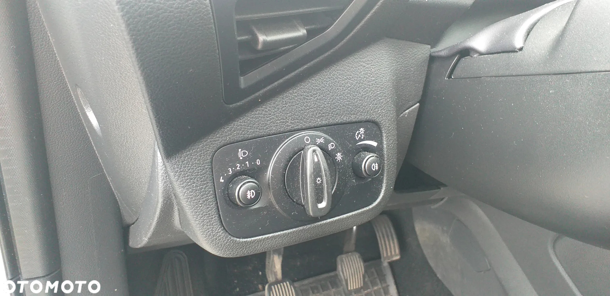 Ford Kuga 1.5 EcoBoost FWD Titanium ASS MMT6 - 8