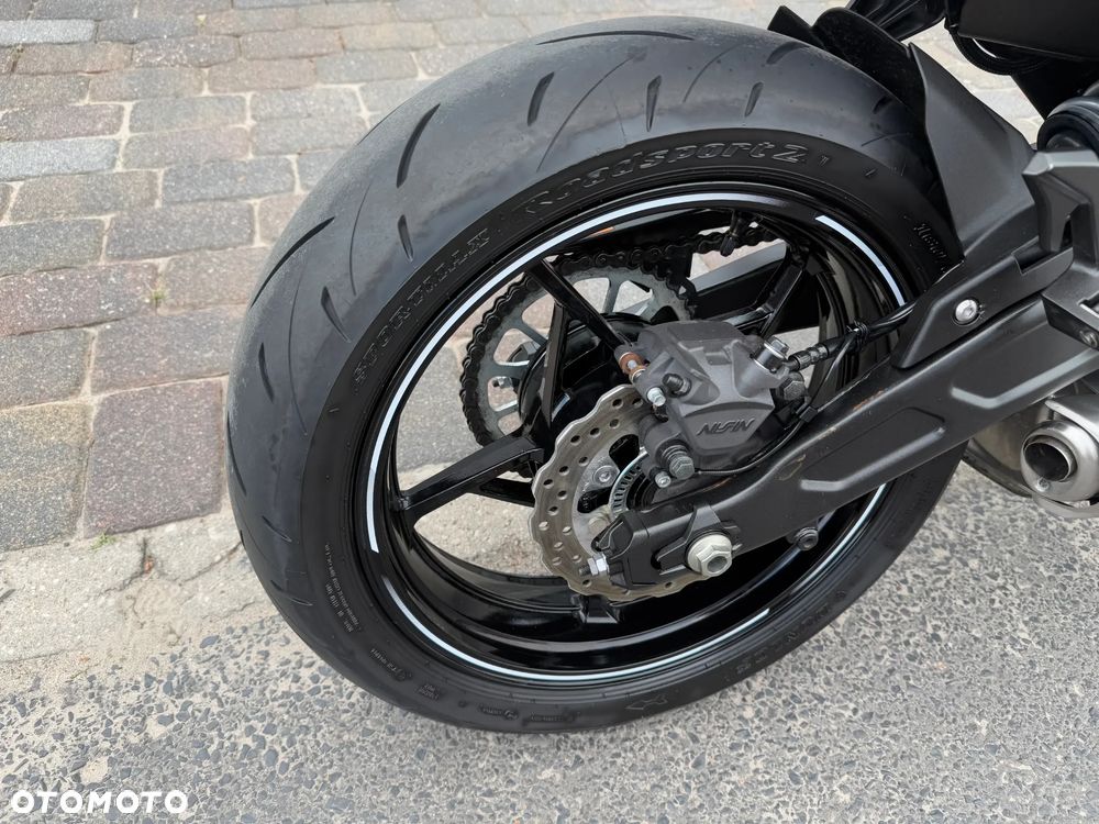 Kawasaki Ninja - 18