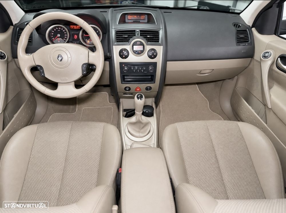 Renault Mégane 1.5 dCi Dynamique Luxe - 17