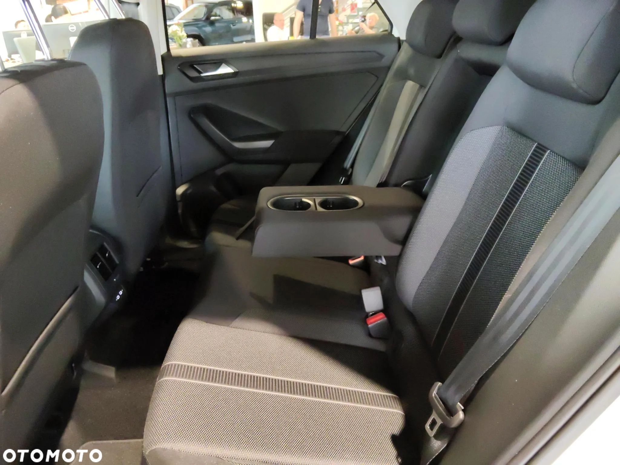 Volkswagen T-Roc 1.5 TSI Life Plus DSG - 16