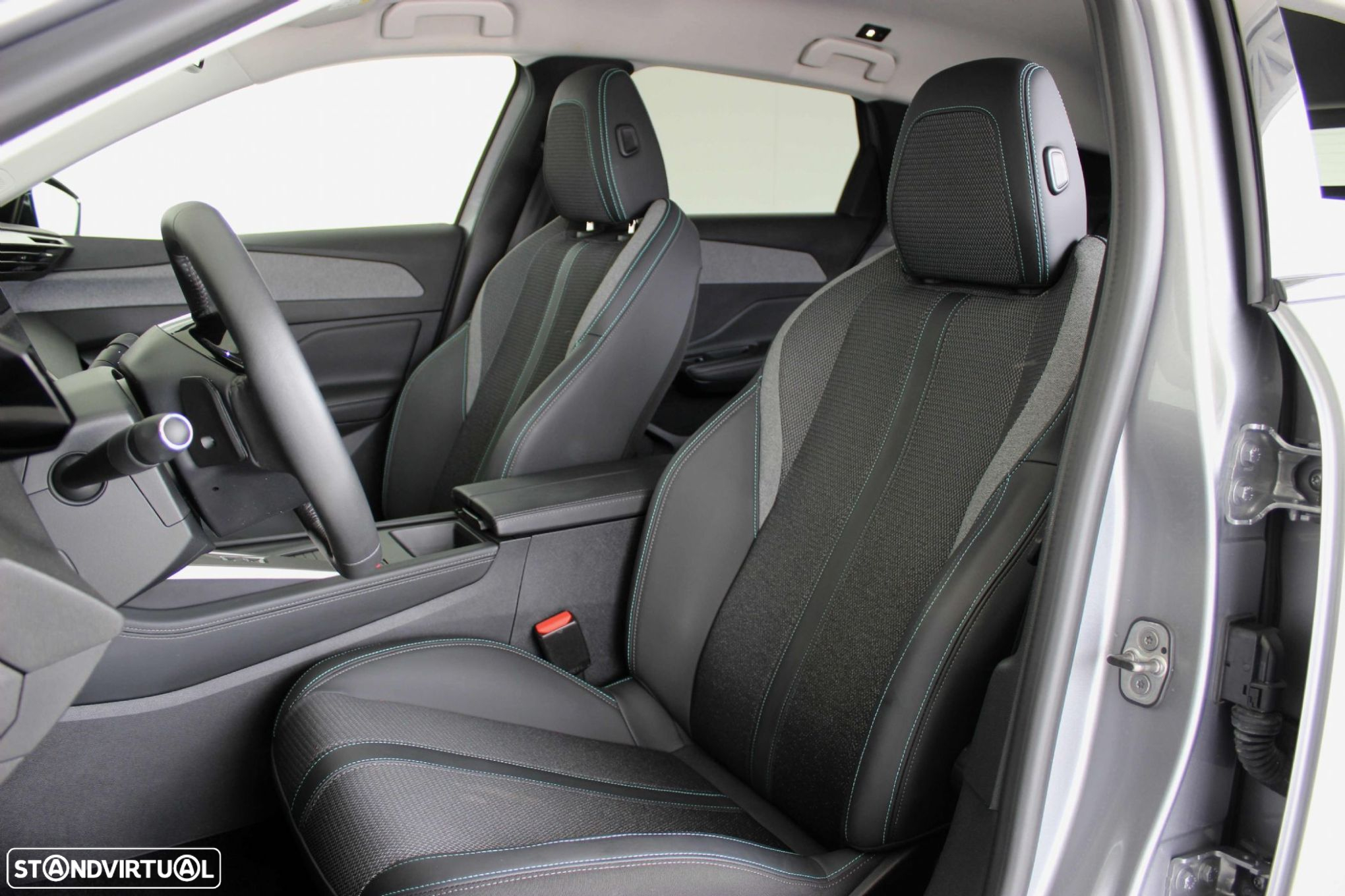 Peugeot 308 1.2 PureTech Allure Pack EAT8 - 27
