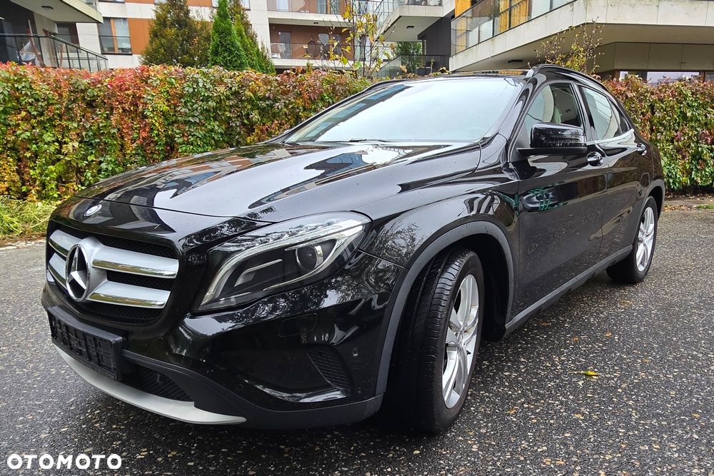 Mercedes-Benz GLA - 3