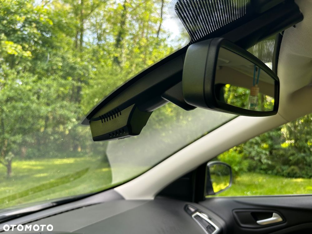 Ford Kuga - 15