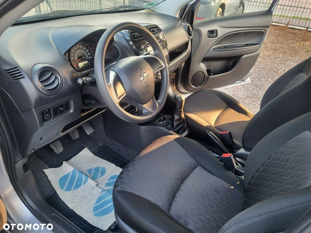 Mitsubishi Space Star - 14