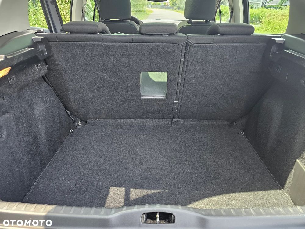 Peugeot 308 - 24