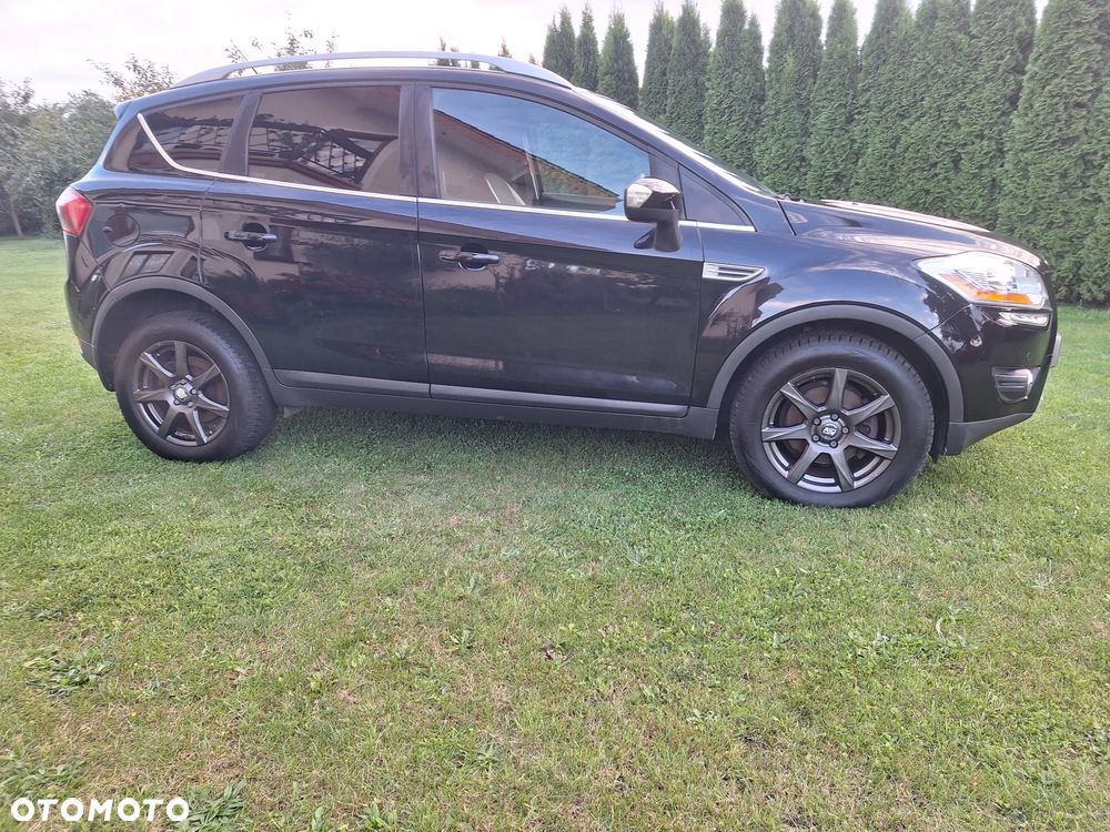 Ford Kuga - 4