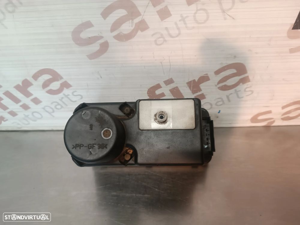 MOTOR / BOMBA VACUO FECHO CENTRAL VOLKSWAGEN POLO / GOLF III  1H0962257J  6N0962257 - 3
