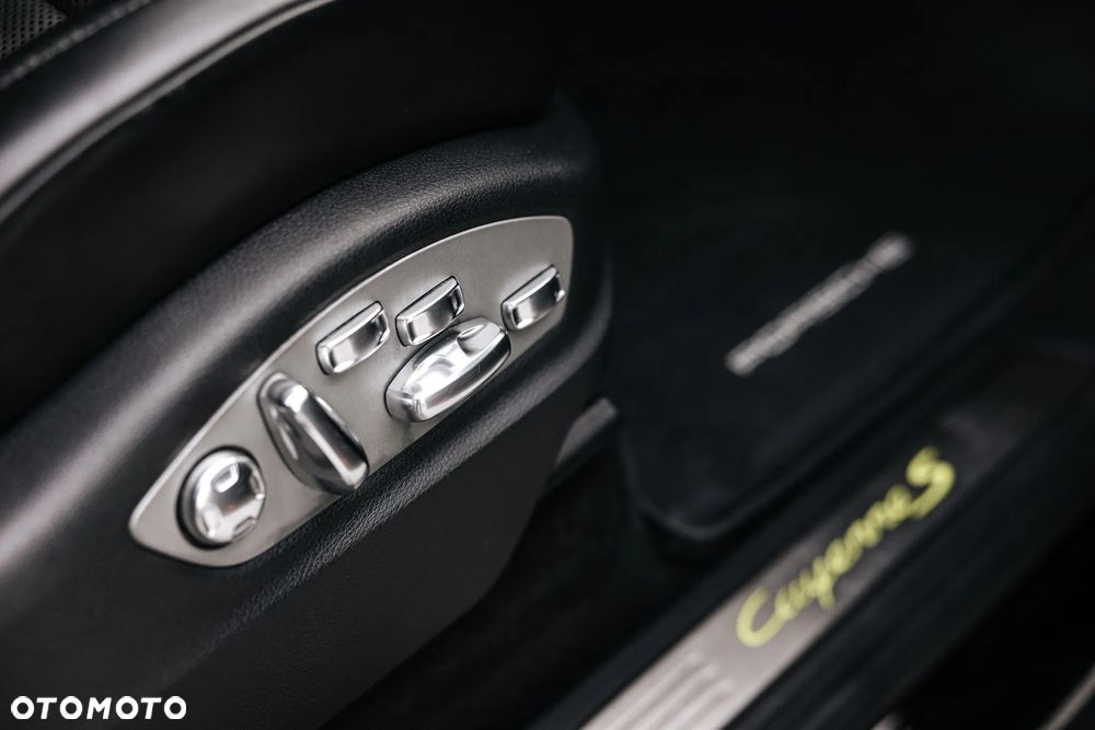 Porsche Cayenne E-Hybrid - 31