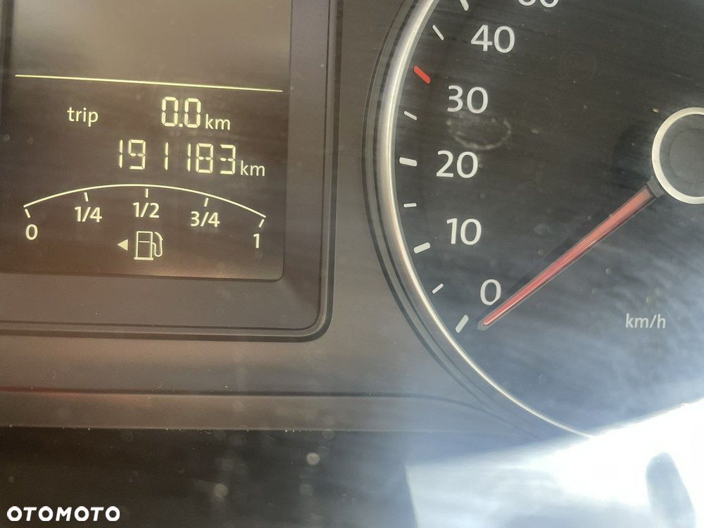 Volkswagen Transporter - 12